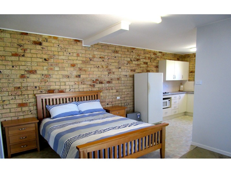 58 Basin View Parade, Basin View NSW 2540