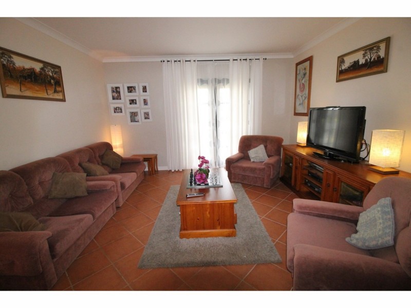 50 Cater Crescent, Sussex Inlet NSW 2540