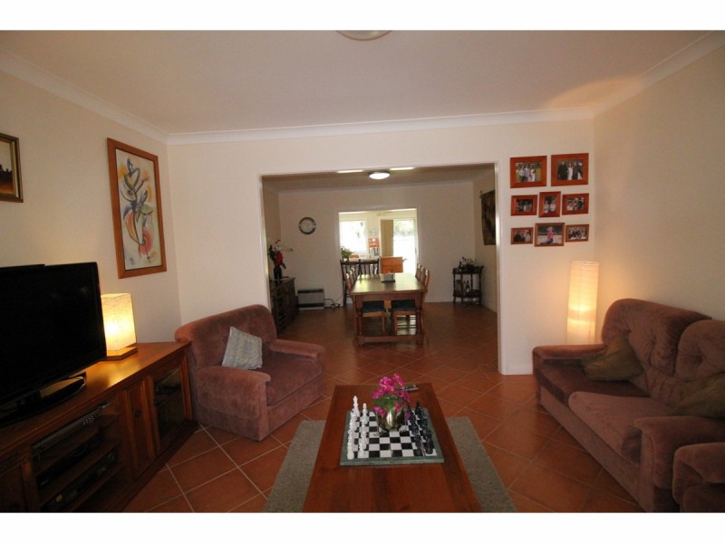 50 Cater Crescent, Sussex Inlet NSW 2540