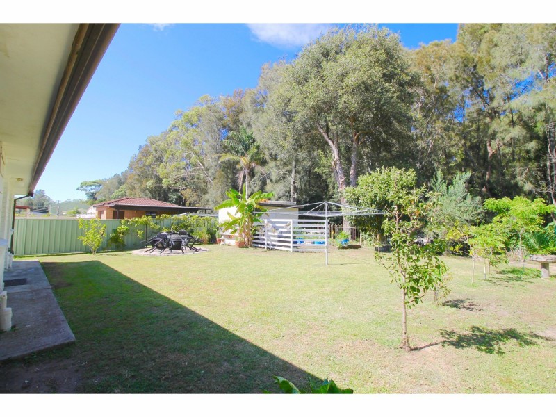 50 Cater Crescent, Sussex Inlet NSW 2540