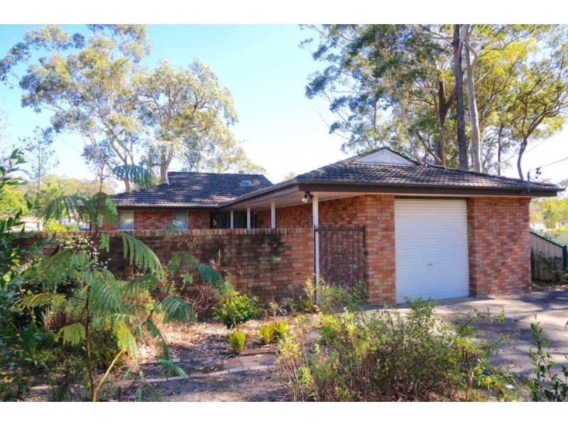 27 Roberts Street, Old Erowal Bay NSW 2540