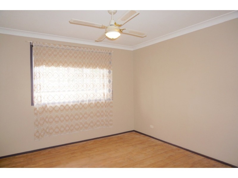 27 Roberts Street, Old Erowal Bay NSW 2540