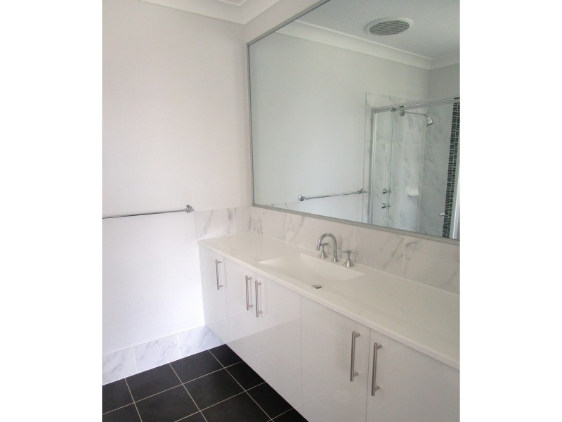 63 Halloran Street, Vincentia NSW 2540