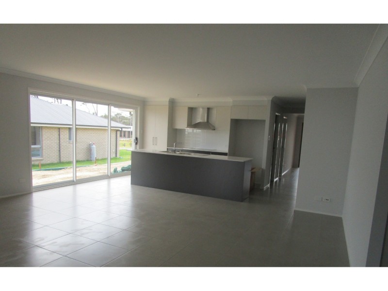 63 Halloran Street, Vincentia NSW 2540