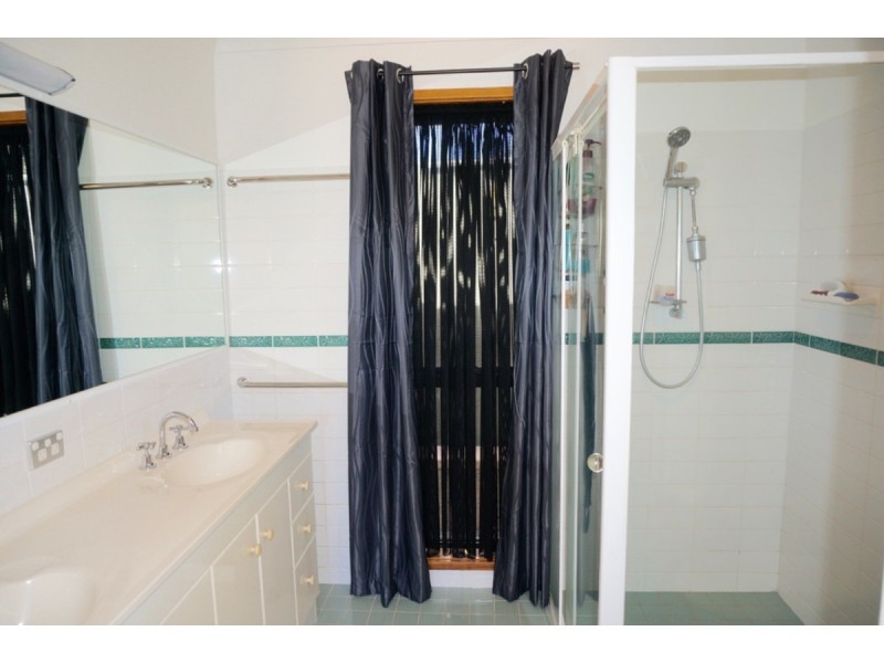 7 Gleneagle Parade, North Nowra NSW 2541