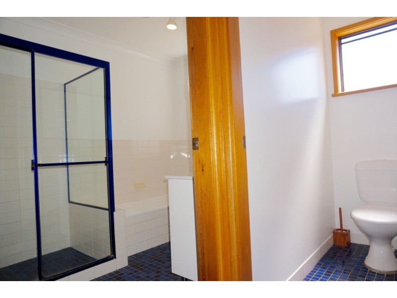 7 Gleneagle Parade, North Nowra NSW 2541