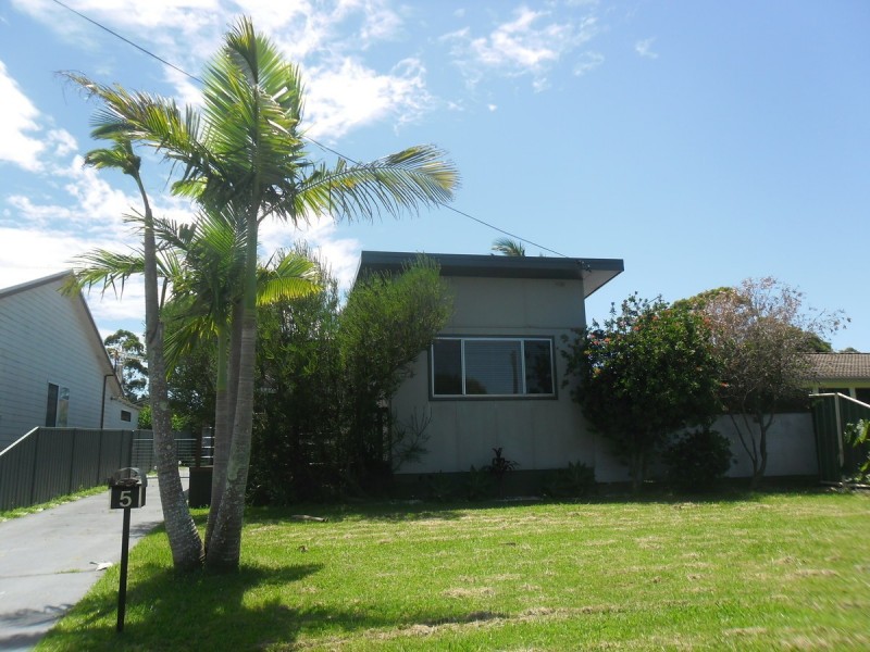 5 Dorothy Street, Basin View NSW 2540