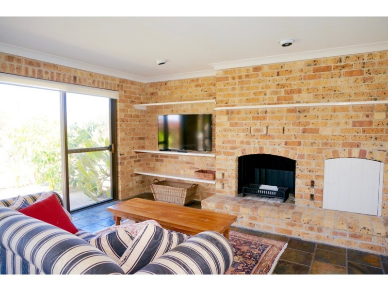 50 Waldegrave Crescent, Vincentia NSW 2540