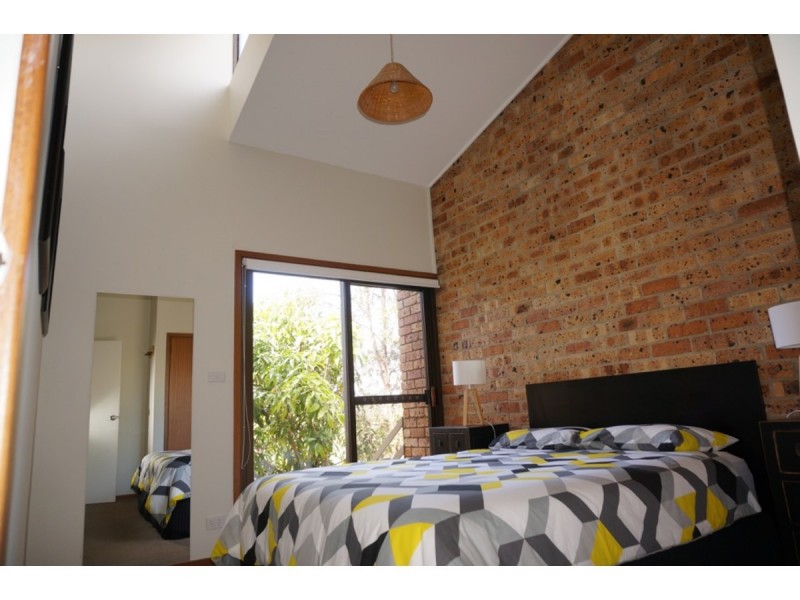 50 Waldegrave Crescent, Vincentia NSW 2540