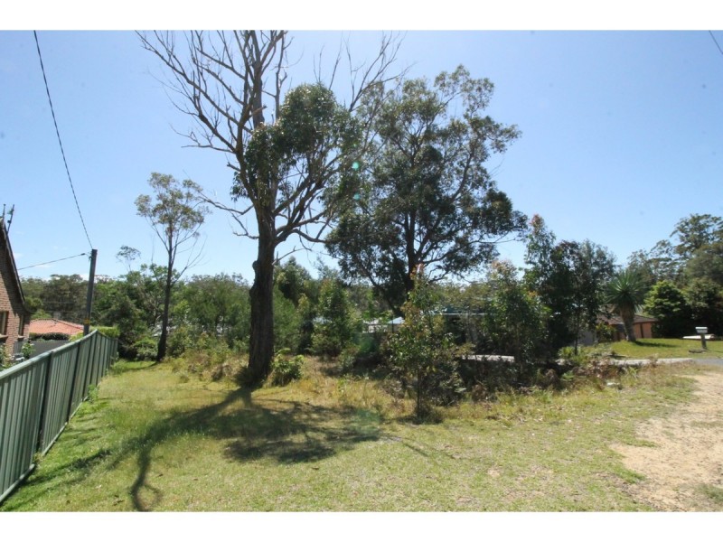 17 Winn Avenue, Basin View NSW 2540