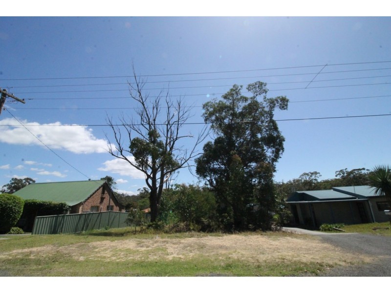 17 Winn Avenue, Basin View NSW 2540