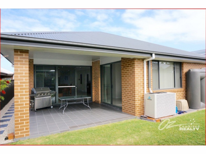 5 Seabreeze Street, Vincentia NSW 2540