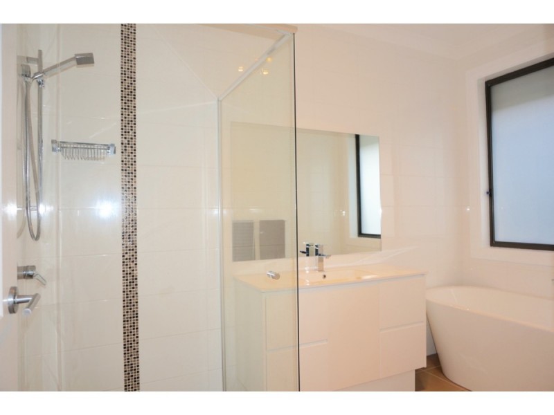 5 Seabreeze Street, Vincentia NSW 2540