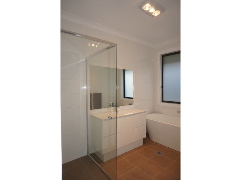 5 Seabreeze Street, Vincentia NSW 2540