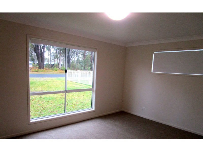 27 Dunisla Street, Sanctuary Point NSW 2540