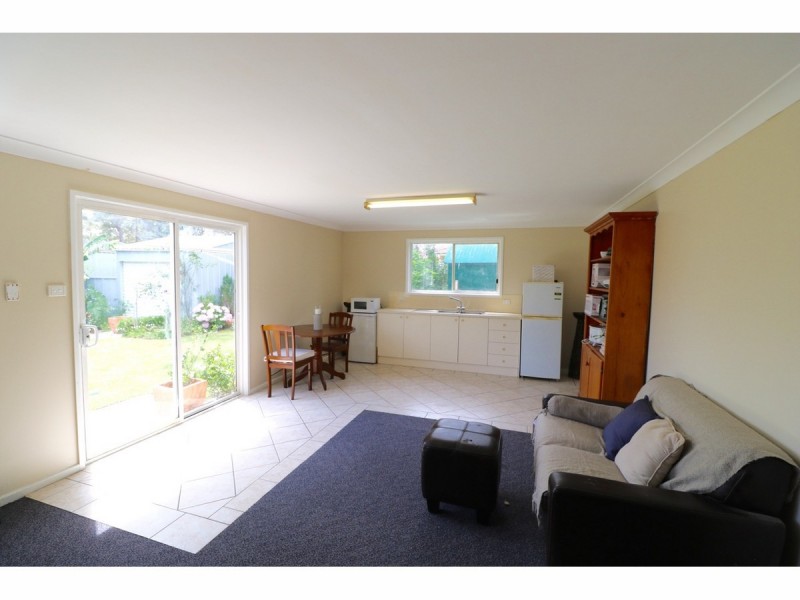 56 Prentice Avenue, Old Erowal Bay NSW 2540