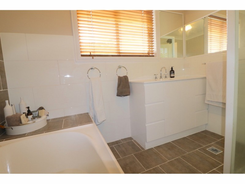 56 Prentice Avenue, Old Erowal Bay NSW 2540