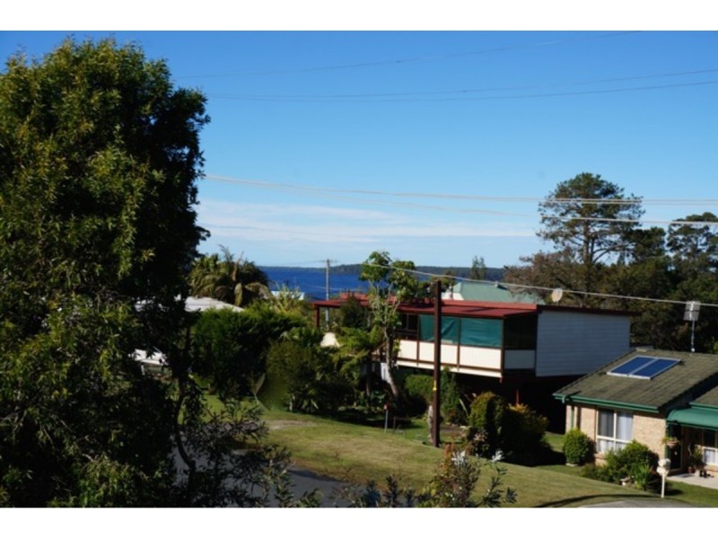 13 Audrey Avenue, Basin View NSW 2540