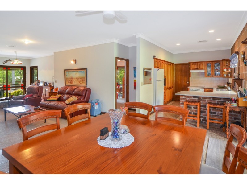 4 Atherton Street, Basin View NSW 2540
