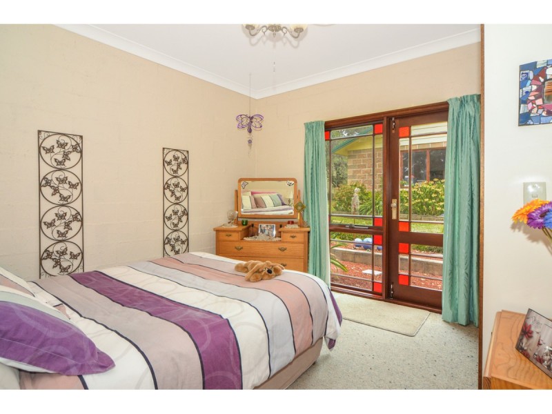 4 Atherton Street, Basin View NSW 2540