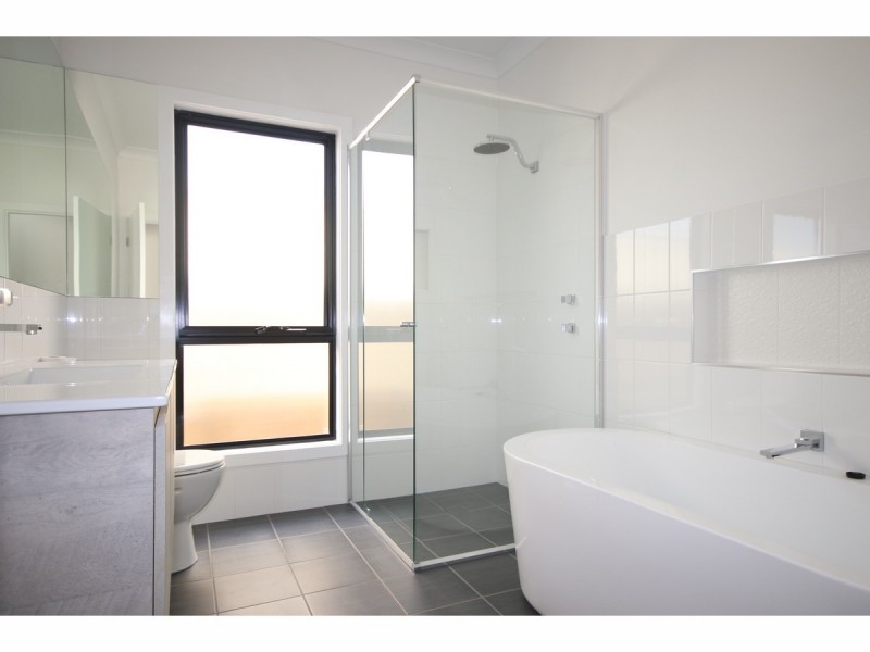 99A Links Avenue, Sanctuary Point NSW 2540