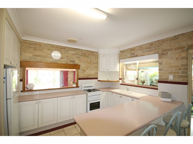 27 Waratah Crescent, Sanctuary Point NSW 2540