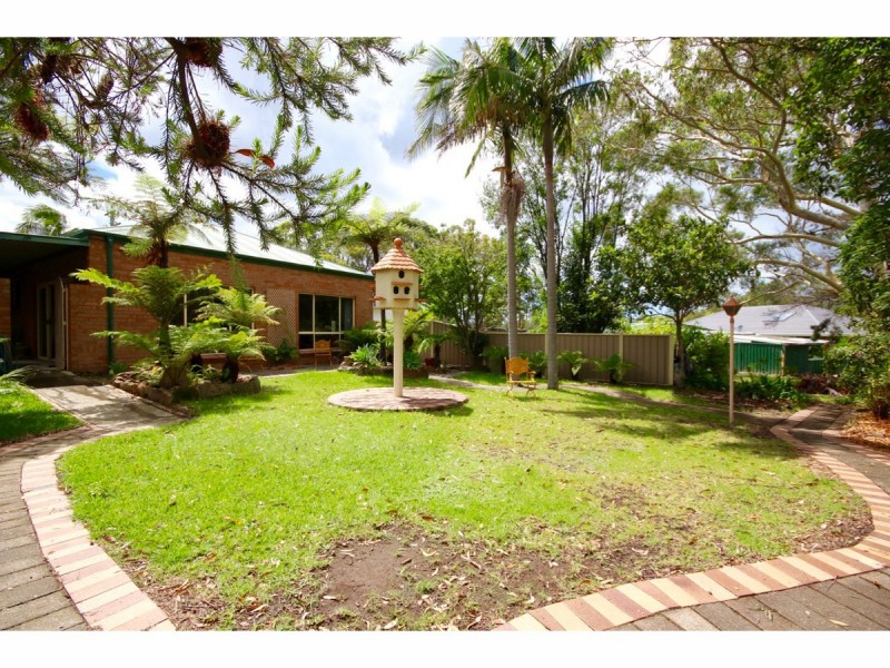 27 Waratah Crescent, Sanctuary Point NSW 2540