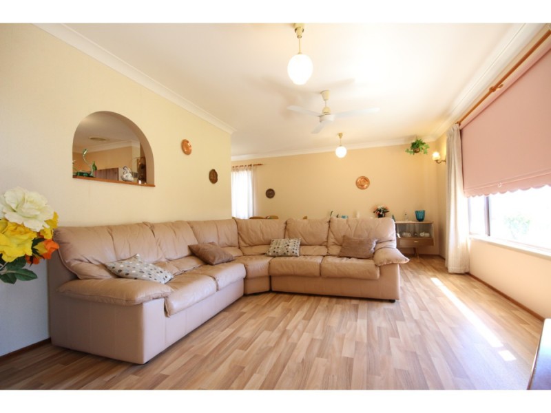 102 Mustang Drive, Sanctuary Point NSW 2540