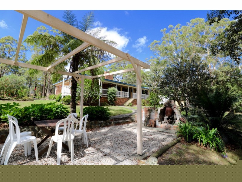 49 Woollamia Road, Falls Creek NSW 2540