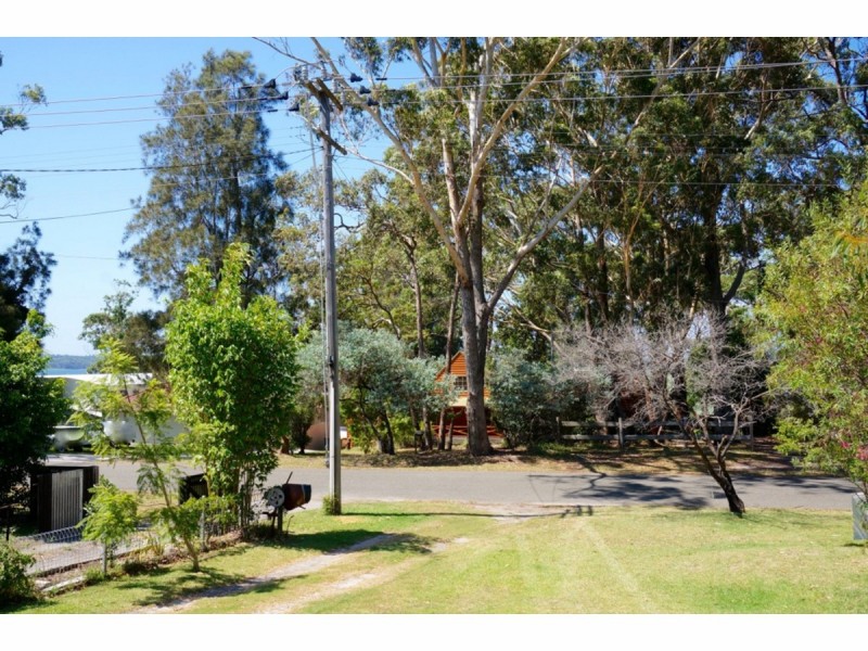 111 Greville Avenue, Sanctuary Point NSW 2540