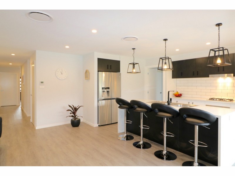 4 Paino Crescent, Sanctuary Point NSW 2540