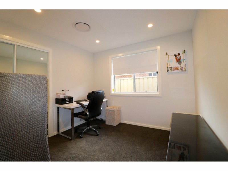 4 Paino Crescent, Sanctuary Point NSW 2540