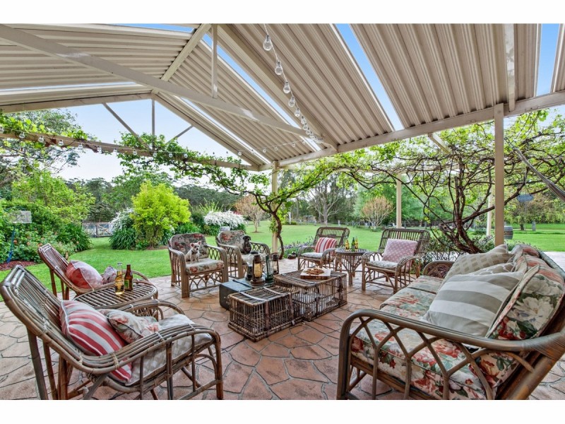 15 Vallon Road, Woollamia NSW 2540