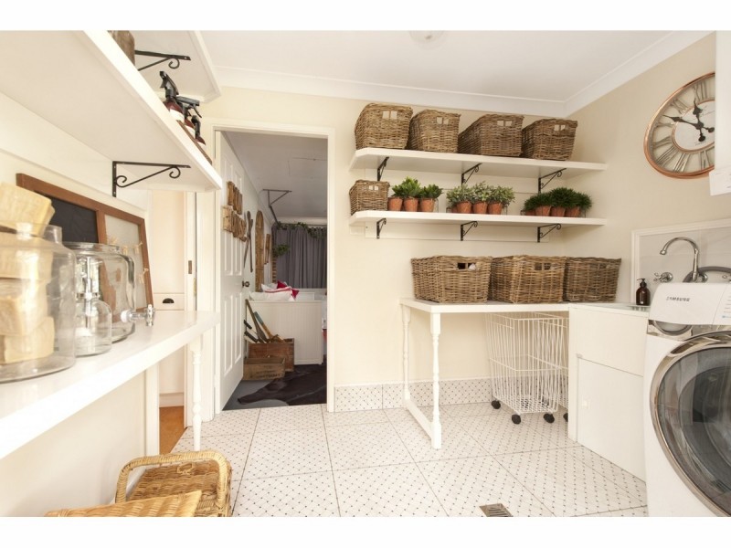 15 Vallon Road, Woollamia NSW 2540