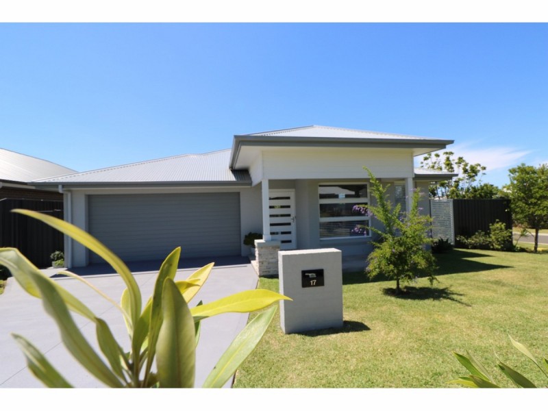 17 Skiff Street, Vincentia NSW 2540