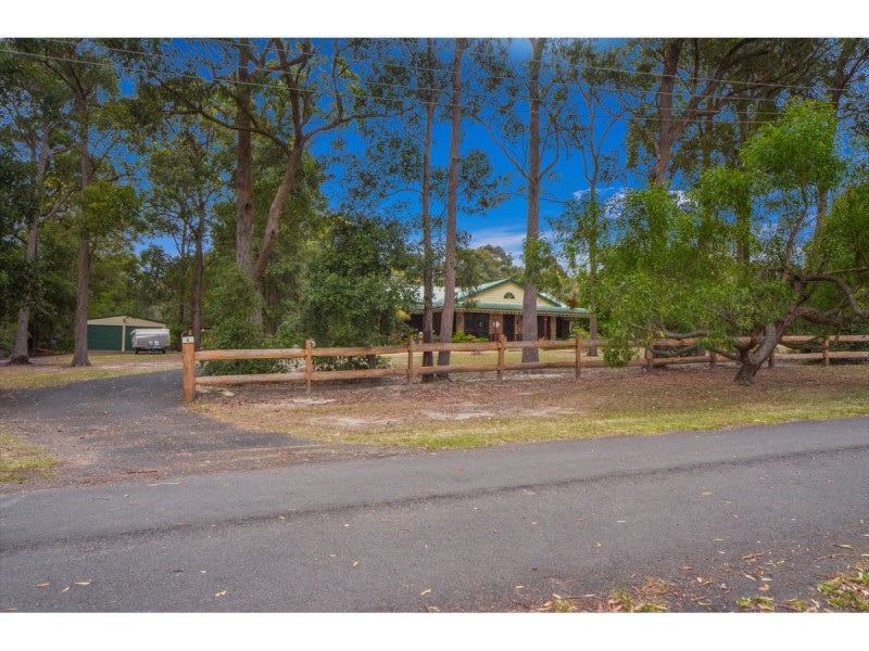 4 Atherton Street, Basin View NSW 2540