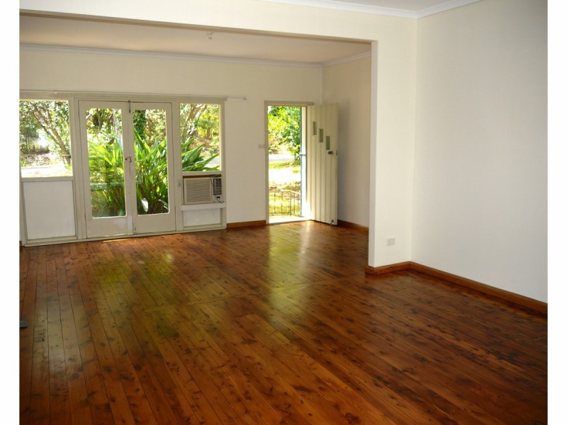 6 Owen Street, Huskisson NSW 2540