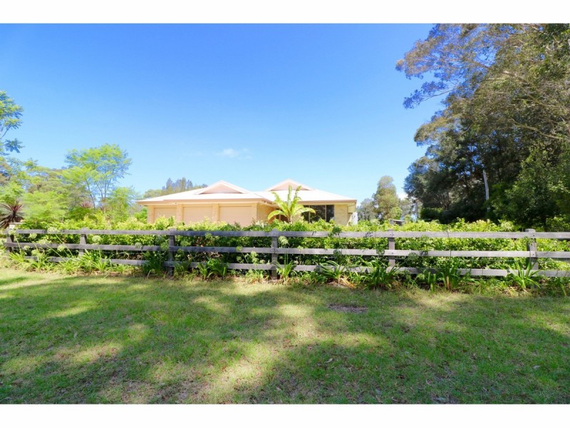 26 Streamside Street, Woollamia NSW 2540