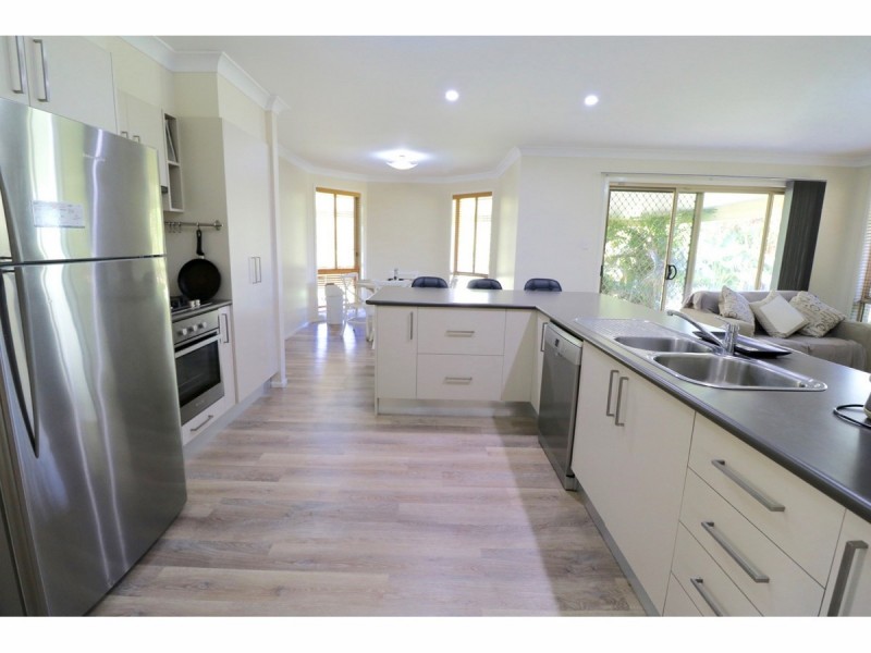 26 Streamside Street, Woollamia NSW 2540