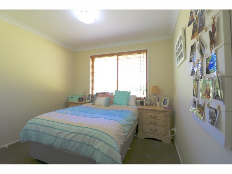 26 Streamside Street, Woollamia NSW 2540