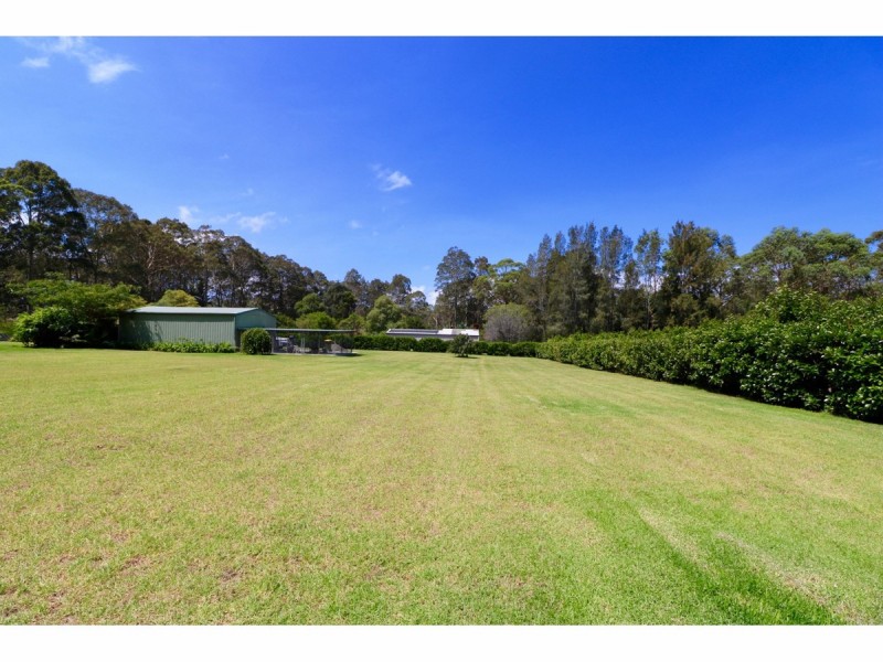 26 Streamside Street, Woollamia NSW 2540