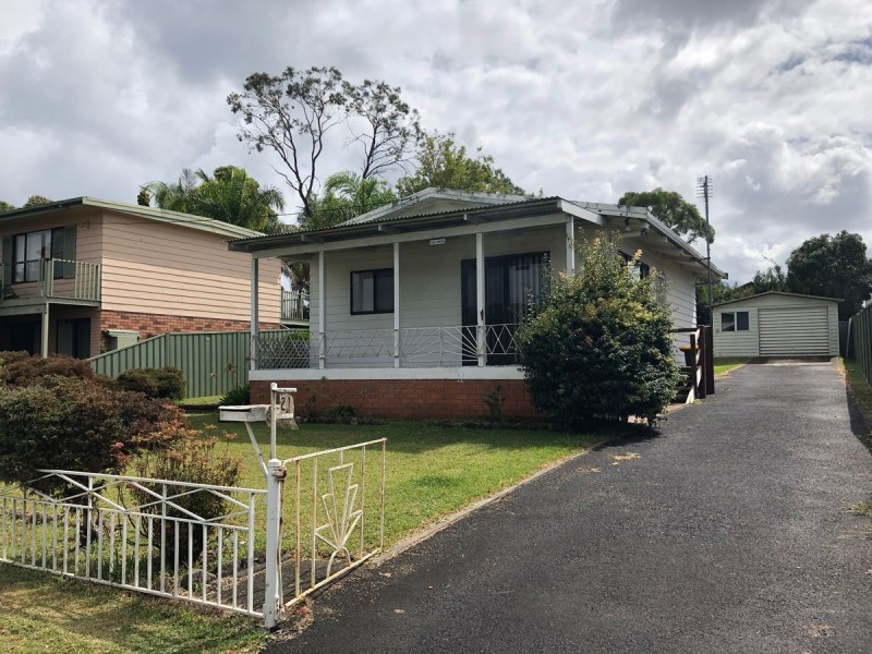 21 Audrey Avenue, Basin View NSW 2540