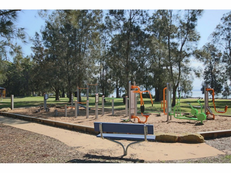 2/200 Macleans Point Road, Sanctuary Point NSW 2540