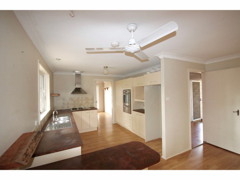2 Truscott Avenue, Sanctuary Point NSW 2540