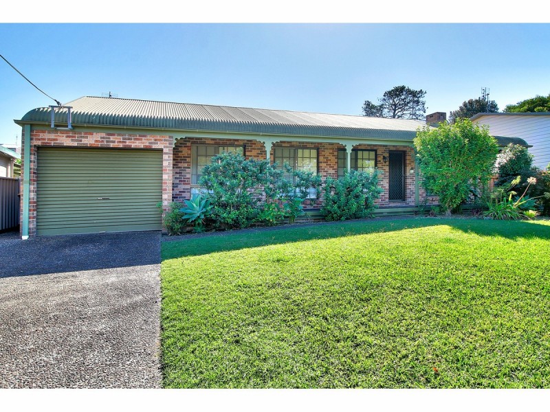 13 Watersedge Avenue, Basin View NSW 2540