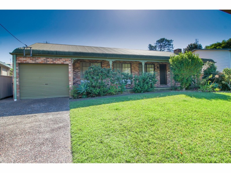 13 Watersedge Avenue, Basin View NSW 2540