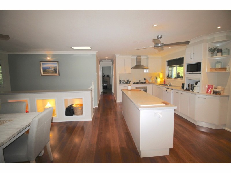 12 Watersedge Avenue, Basin View NSW 2540