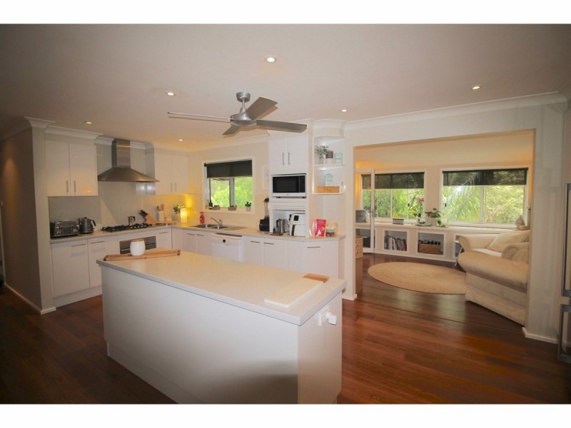 12 Watersedge Avenue, Basin View NSW 2540