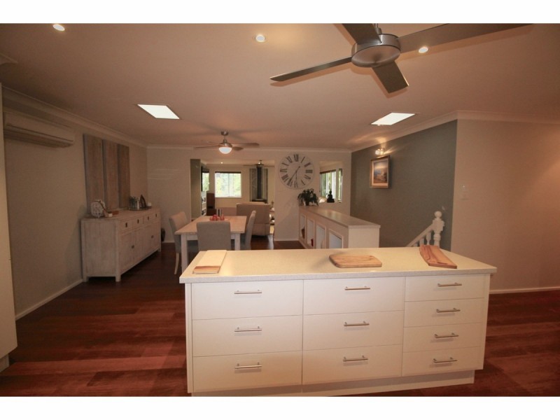 12 Watersedge Avenue, Basin View NSW 2540
