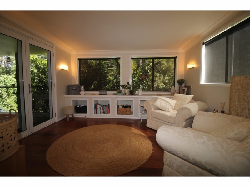 12 Watersedge Avenue, Basin View NSW 2540